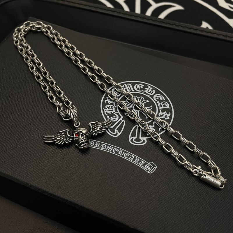 Ch*0me He**ts necklaces